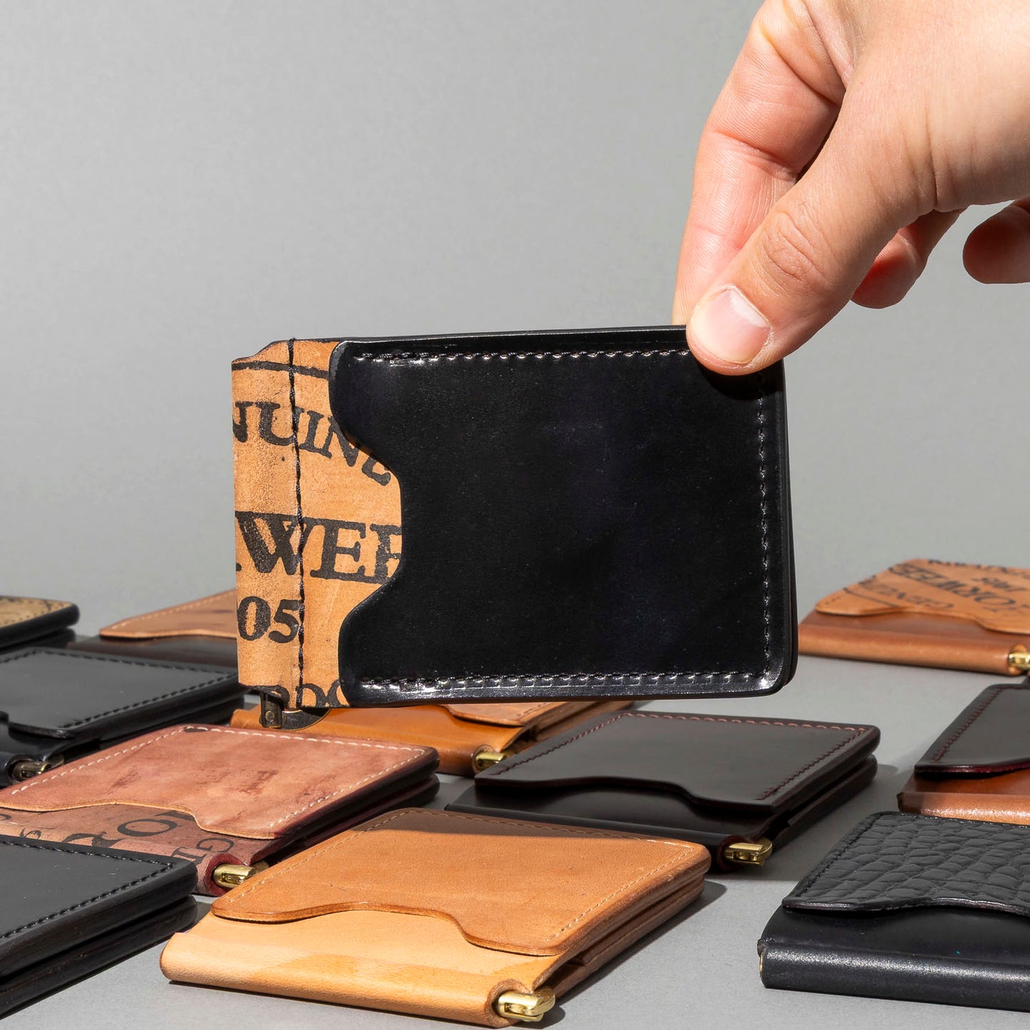Shell Cordovan Mystery Capone Money Clip
