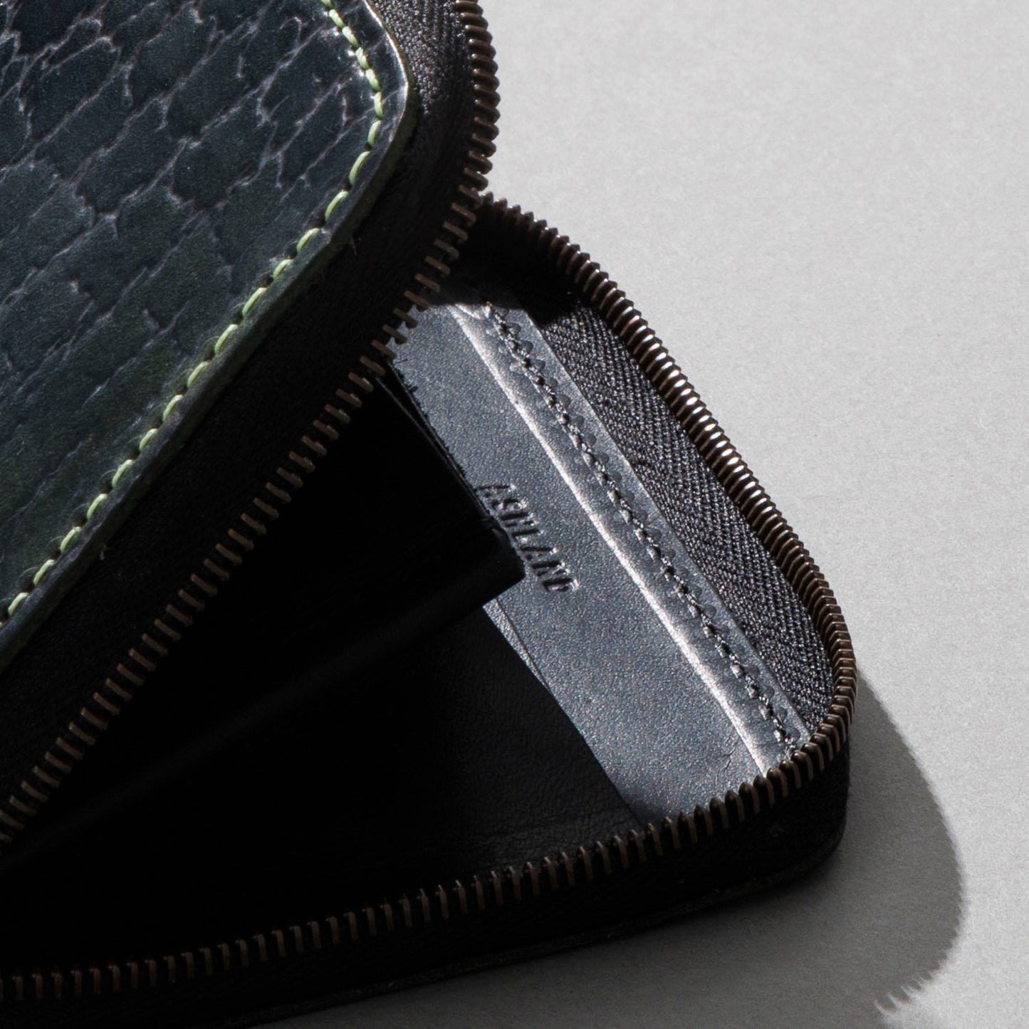 One-Off Small Zip