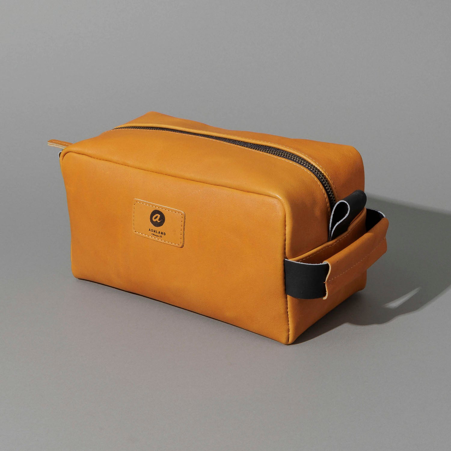 One-Off The Classic Dopp Kit